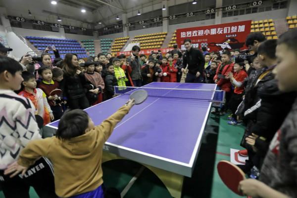 贡献的锋线 贡献的锋线