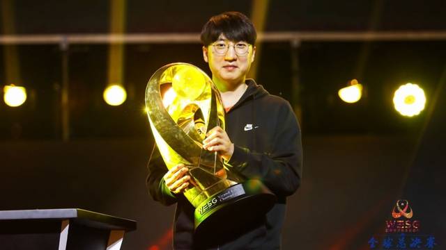 员的出色表 员的出色表