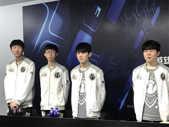 大的球員陣 大的球員陣