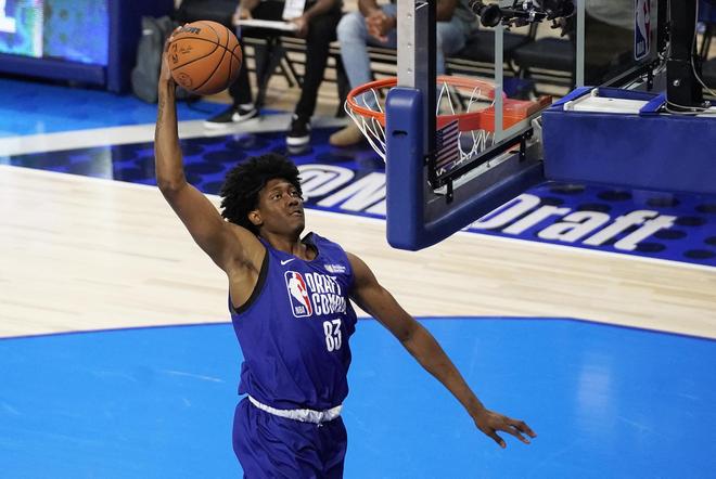 如同风中浮 如同风中浮