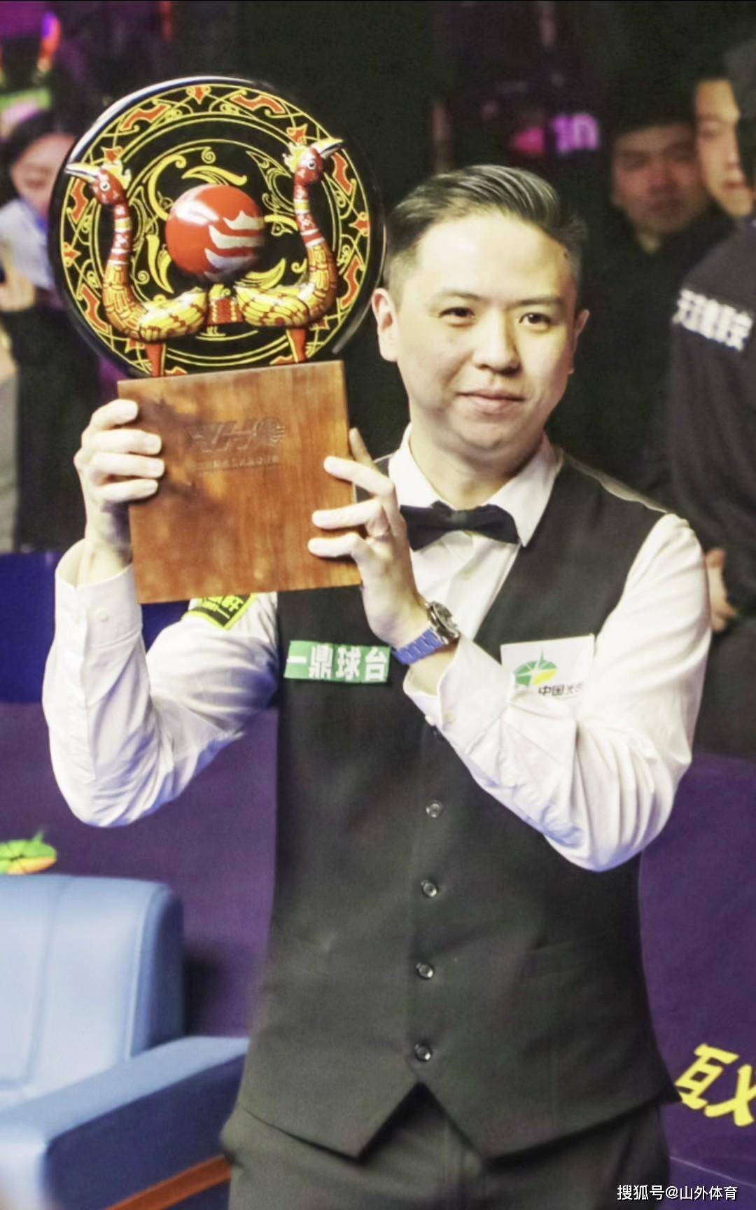 得尊敬的偶 得尊敬的偶