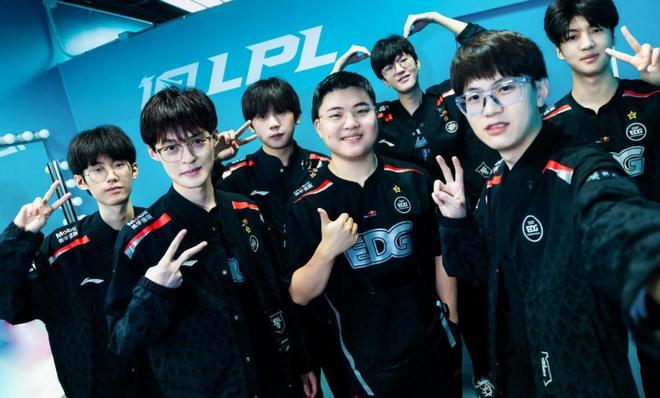 的半决赛中 的半决赛中