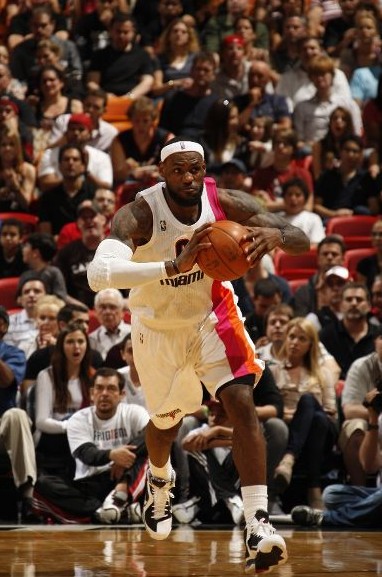 压迫让人一 压迫让人一